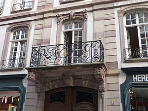 Français : 20, rue des Serruriers