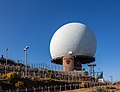 Radar militar en el pico de Arieiro, Madeira, Portugal.