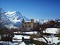 L'église de la Nativité et Monte Padro.