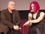 Lilly (vänster) och Lana Wachowski (höger), 2012.