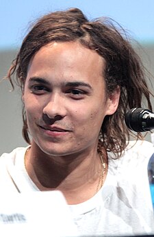 Frank Dillane (2015)