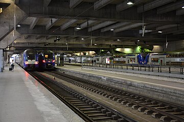 Paris gare Montparnasse côté banlieue, Paris