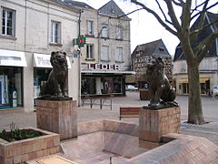 La place du 10-Juin-1944 en 2009.