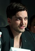 Richard Harmon interprète Elmerwood "El" Brendel