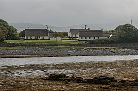 Towards Irish Cottages - geograph.org.uk - 4297737.jpg