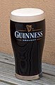 Sklenice piva Guinness