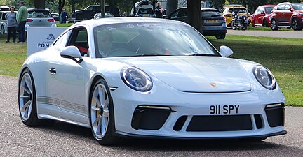 ポルシェ・911 GT3 ツーリング（991.2）フロント