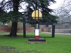 Construction (Crucifixion): Homage to Mondrian, 1966, près de la cathédrale de Winchester.