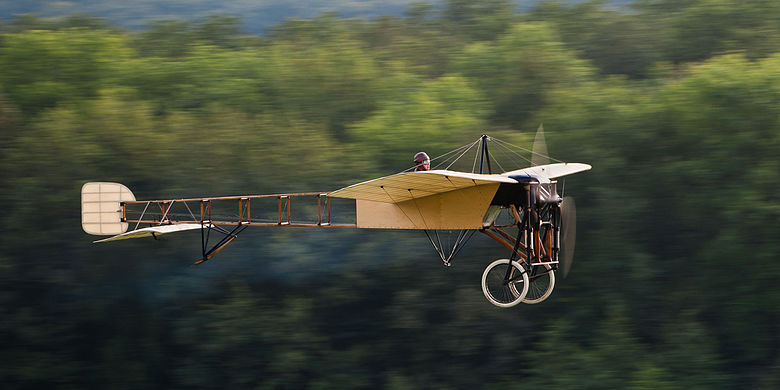     Mikael Carlson's Blériot XI/Thulin A 1910 (first takeoff after restoration: 1991)