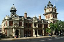 Uitenhage Victoria Tower, South Africa.jpg