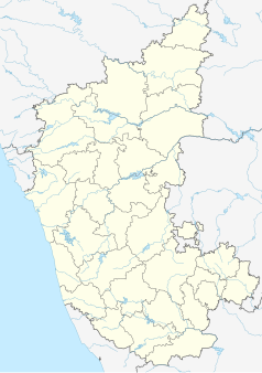 Mapa konturowa Karnataki, na dole znajduje się punkt z opisem „Madikeri”