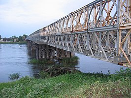 Een stalen baileybrug bij Juba