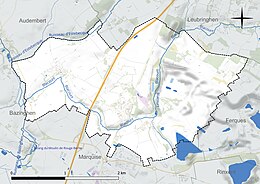 Carte en couleur présentant le réseau hydrographique de la commune