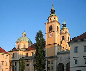 La cathédrale Saint-Nicolas de Ljubljana