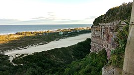 Vista do município do Farol do Morro dos Conventos