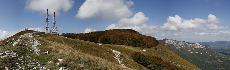 Nanos - panoramski pogled na pobočje