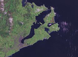 Eit NASA satellittfoto av Otago Harbour.