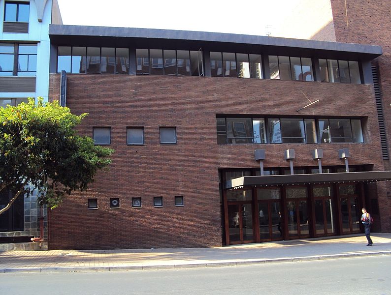 File:Alexander Theatre, Johannesburg.jpg