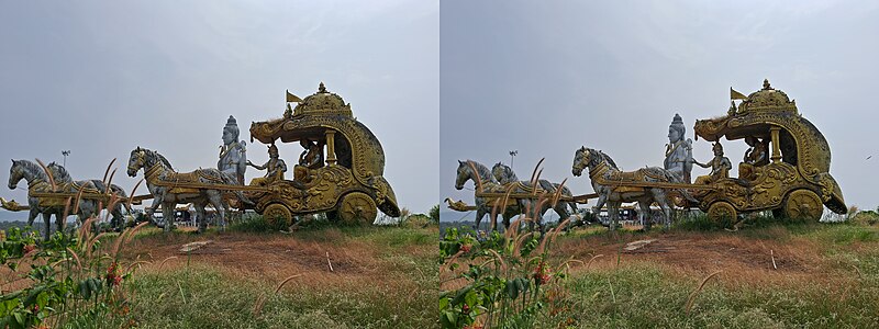 Gita Upadesa sculpture