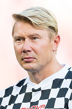 Mika Häkkinen vuonna 2016.