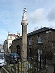 Bank Street, Mercat Cross