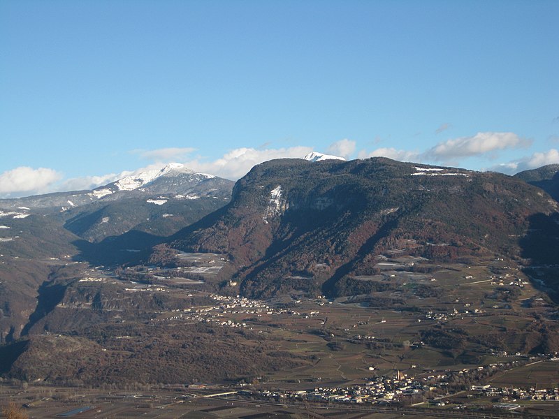 File:MontanCuculCislon.JPG