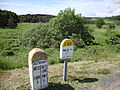 Borne limite de départements : Saint-Agrève (Ardèche) et Le Chambon-sur-Lignon (Haute-Loire).