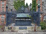 Tomb of Robert Owen