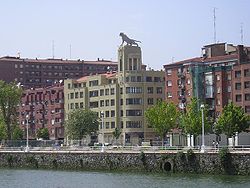 O tigre de Deusto, edifício emblemático do distrito