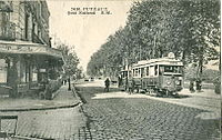 Le 75, sur les Quais de Seine à Puteaux.