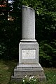 Johann-Gottlieb-Fichte-Denkmal im Schlosspark von Friedrich Rentsch