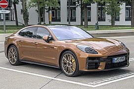 Porsche 972 Panamera Turbo E-Hybrid - right front view