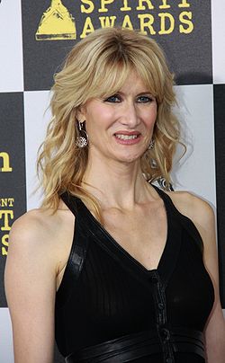 Laura Dern Independent Spirit Awards -palkintotilaisuudessa vuonna 2010.