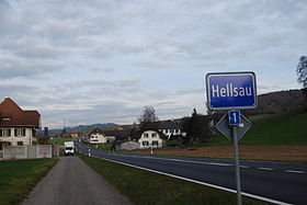 Ortseingang von Hellsau an der Hauptstrasse Nr. 1 von Höchstetten her kommend