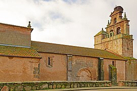 Iglesia de Santa María Magdalena en Bermellar espadaña.jpg