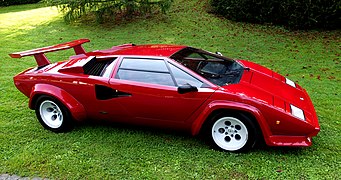 Front / side view of a 1983 Lamborghini Countach LP500S.