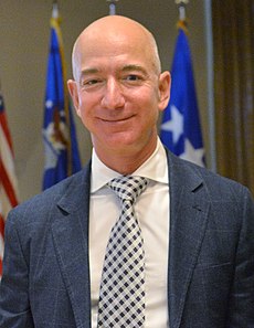 Jeff Bezos v roku 2017