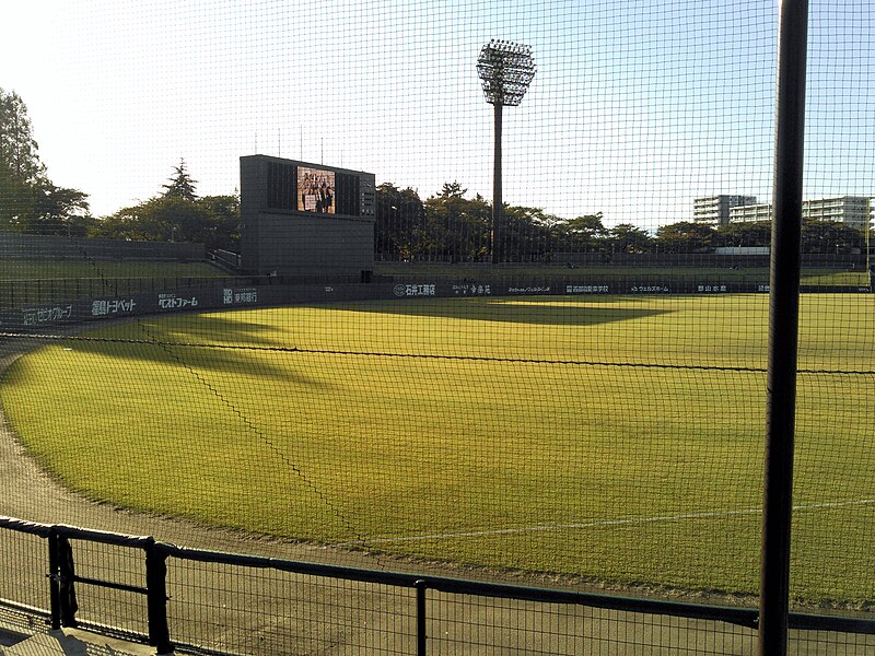 File:Kaiseizan Baseball field outfield.jpg