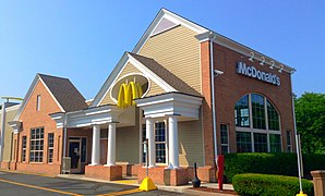 McDonald's (14565967710).jpg