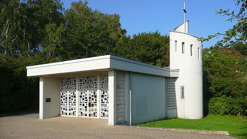 File:Friedenskapelle Aachen-Haaren.JPG