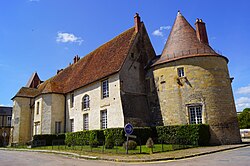 Skyline of Prémery