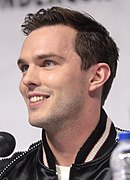 Nicholas Hoult interprète Le Fauve