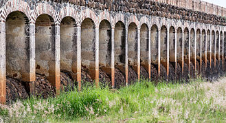 Dam at Jalpa de Canovas 2.jpg