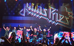 Judas Priest на концерті в Барклайс-центрі, Нью-Йорк 9 жовтня 2014 року