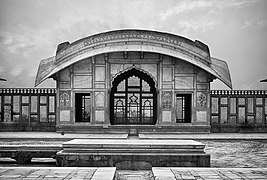 Naulakha Pavillion B&W.jpg