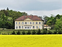 Le château du Bouquet.