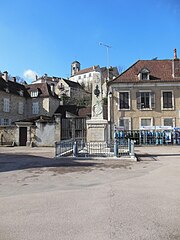 Monument aux morts (XXe s.)