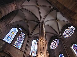 Voûte à croisées quadripartites du transept sud