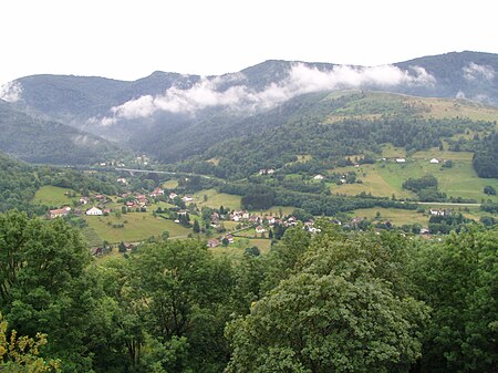 Vue de Bussang-les-Sources depuis les Balcons de Bussang.