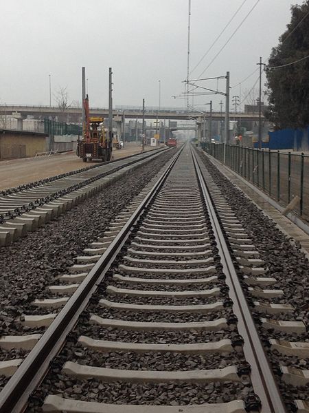 File:Hızlı tren Pendik Gebze hattı- 2014-03-15 12-22.jpg